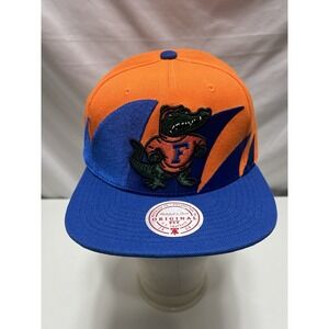 Mens Mitchell & Ness NCAA SHARKTOOTH SNAPBACK U OF FLORIDA